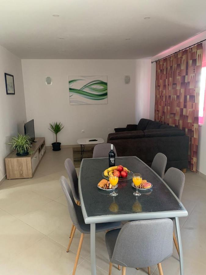 Zig-Zag Apartment Mlini Luaran gambar